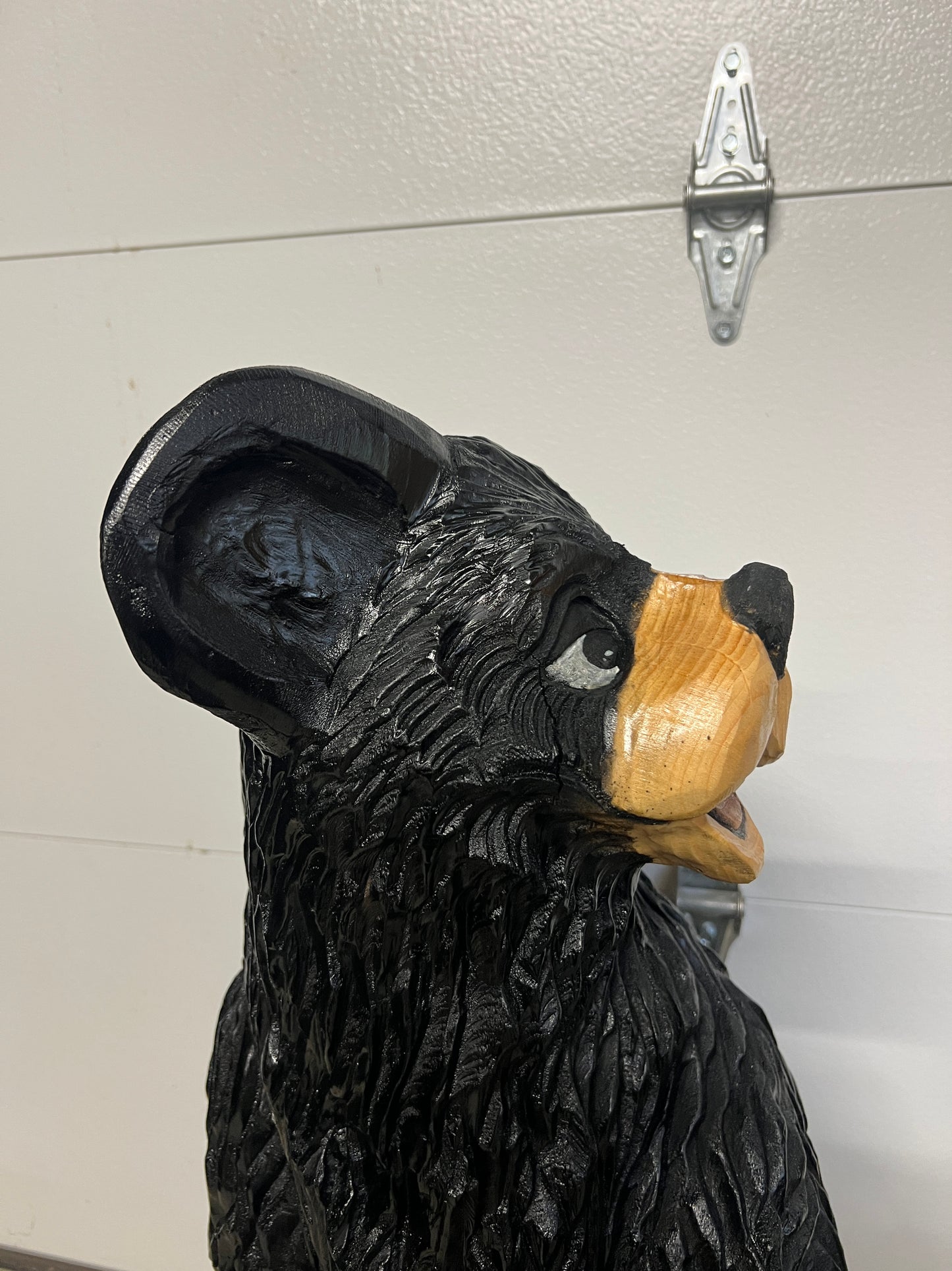 Big Chainsaw Carved Bear 2