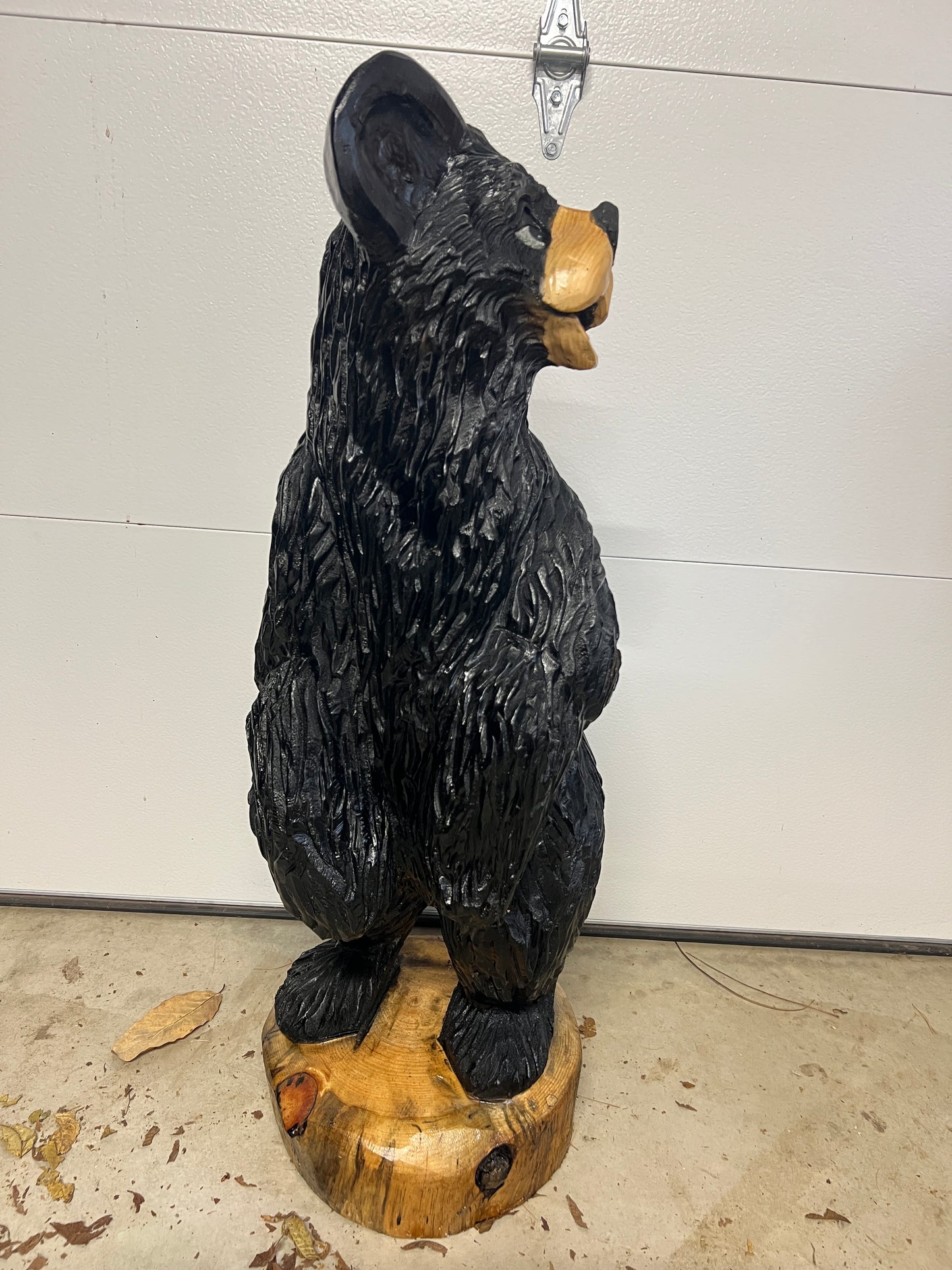 Big Chainsaw Carved Bear 2